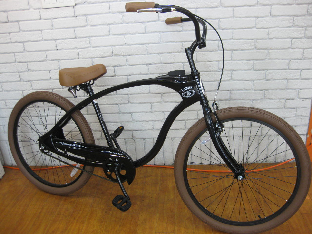 schwinn corvette 2012 cruiser bike