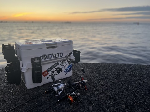 2BFB09A1-A097-47A6-8F93-9ECE71042407