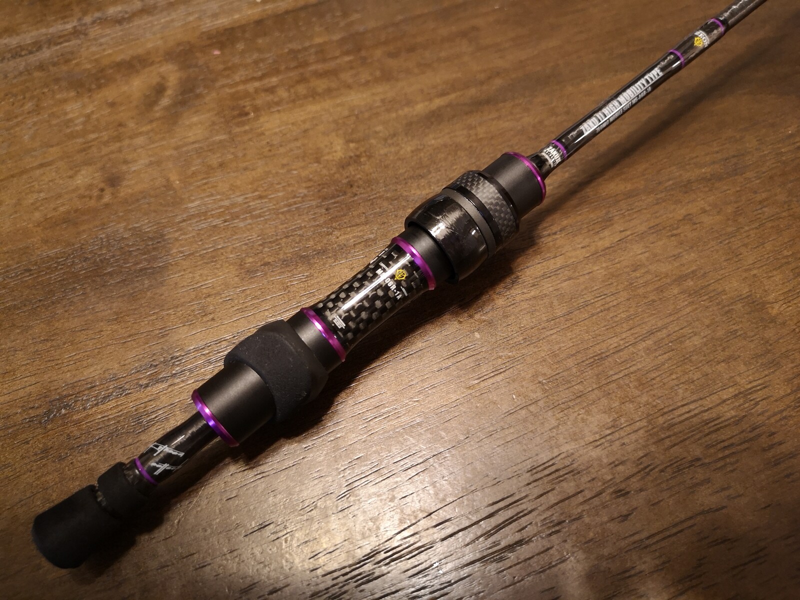 マグナムクラフト AJX5917のリビルドアジングロッド完成。黒い
