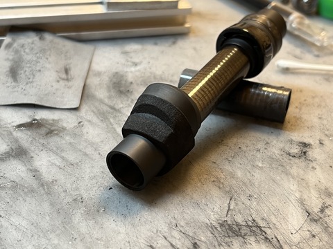 5B2E55E8-8590-4D9D-824D-531DDE31C33A