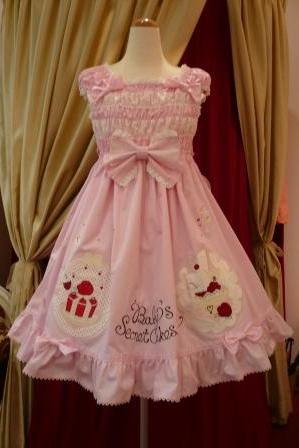 Happy Cakesシャーリングジャンパースカート　白 Happy Cakesシャーリングジャンパースカート 白 2025/5/17(Sat