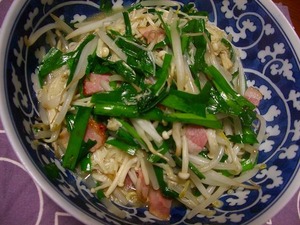 ベーコンと野菜の炒めもの