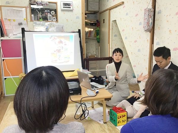 歯科医師 小倉実里さんご夫婦が保育所に歯のお話をしに来てくれました 離乳食インストラクター協会代表理事 保育士 中田馨の 和の離乳食レシピ Blog