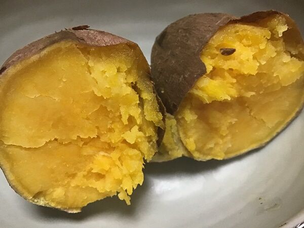 昨日 種子島から届いた安納芋で焼き芋と干し芋づくりを楽しむ 離乳食後期ごろから食べられる干し芋の作り方を伝授 離乳食インストラクター協会代表理事 保育士 中田馨の 和の離乳食レシピ Blog