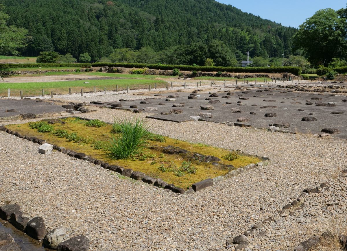一乗谷朝倉氏遺跡庭園 : 三奥山房