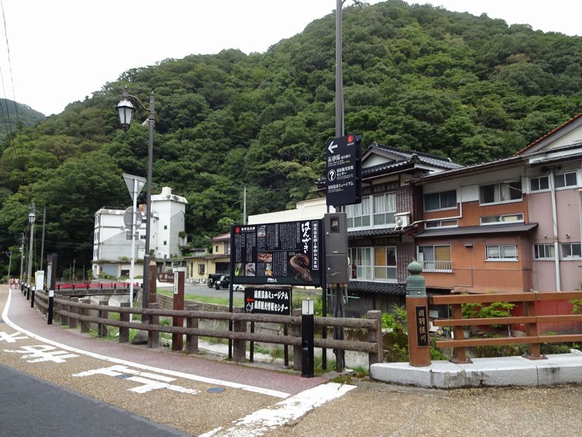 2018年岡山 広島旅行記 part 2 湯原温泉街を散策 バッカスのグルメ日記 2018年岡山 広島旅行記 part 2 湯原温泉街を散策 バッカスのグルメ日記