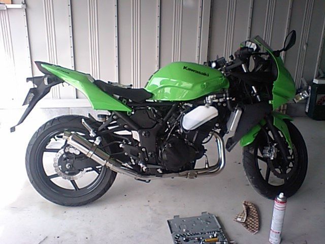 zzr250だってやればできるんですぅっ ツキギレーシング Ninja250r用 Tr Full Exhaust 取り付け編 zzr250だってやればできるんですぅっ ツキギレーシング Ninja250r用 Tr Full Exhaust 取り付け編