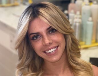 Everything About Allie Nicole, Her Biography, Wiki, Age, Net worth and