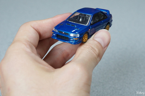 220603TomicaImprezaWRXTRSTIinHand