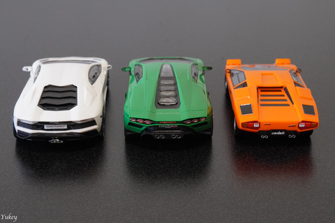 240813LamborghiniCountachesAndAventadorRear
