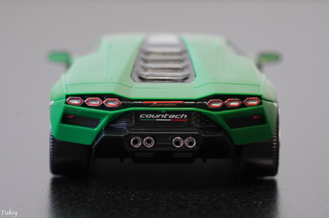 240813LamborghiniCountachLPI800-4BehindBlack