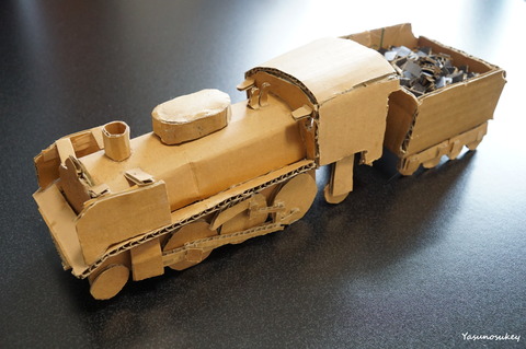 CardBoardSteamLocomotive170908