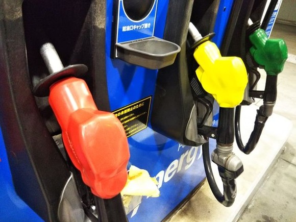 【超悲報】ガソリン価格、限界突破