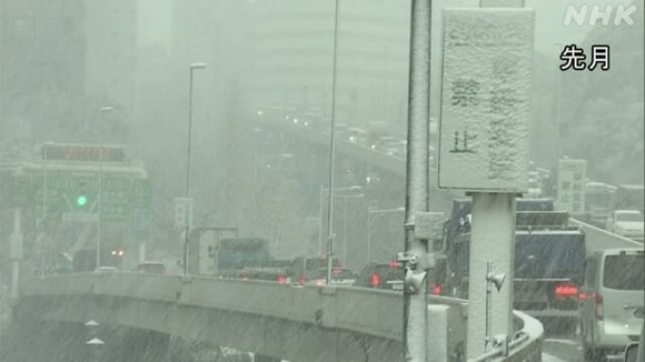 首都高速道路 「積雪の予防的な対応として事前の通行止めを行う可能性がある」