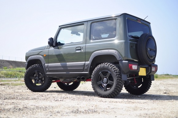 白ナンバーの軽たまに走ってるけどいいよなあれ