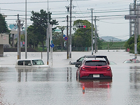 千葉の豪雨で車が水没しまくり、「保険対象外」「ローン3桁残る」被災者の悲痛な声がヤバすぎる