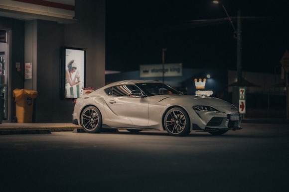 ewan-z-6bf2uqbGhLU-unsplash