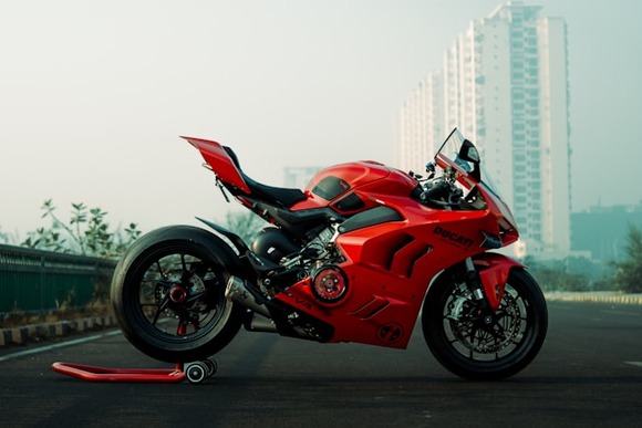 cartist-sarvam--jXrgovIn0M-unsplash