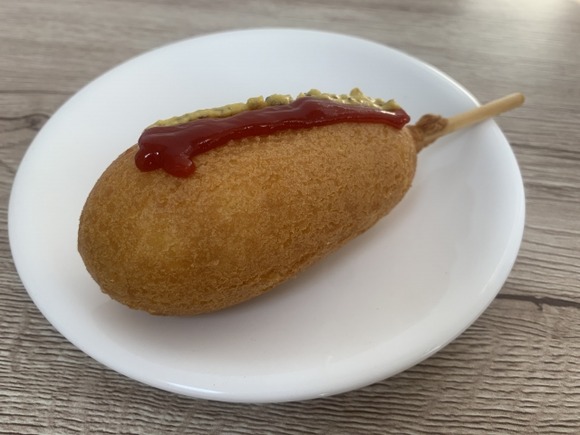 サービスエリアで食べるアメリカンドッグ
