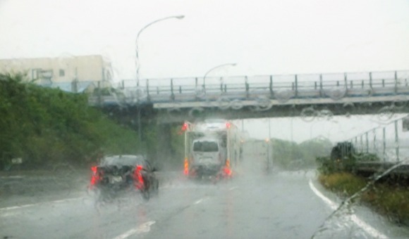 高速道路、台風7号の影響で12日から16日にかけて交通規制の可能性
