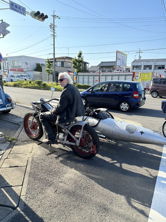 Fv2dtOUaYAMu9uq