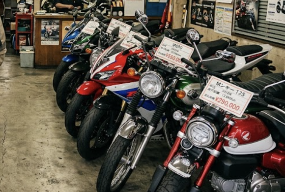 走行距離1000キロも行ってないのに中古で売られてるバイクなんなの？