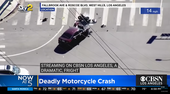 米テレビの生中継中に逃走中のライダーが車に衝突、吹っ飛ぶ姿が映されてしまう