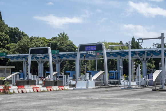 【悲報】訪日外国人、チャリで高速道路に突撃する事案が相次ぐ「入れないとは知らなかった」