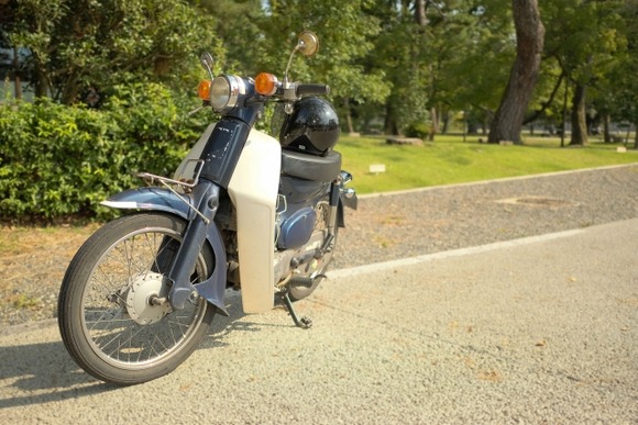 若い頃イキって大型バイク乗り回してたワイ（30）、最終的にスーパーカブに落ち着くｗｗｗｗ
