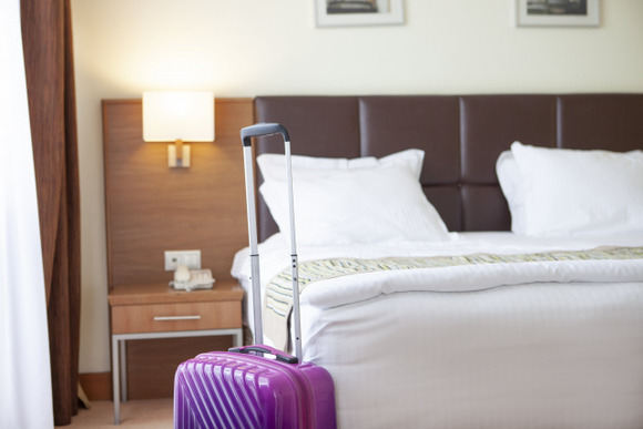 ゴールデンウィークのホテル「満室に近い」、客室単価50%超上昇が6割