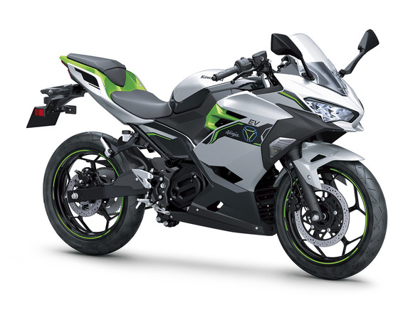 カワサキ初のEVバイク「Z」「Ninja」が2023年発売へ、「ミラノショー」で世界初公開