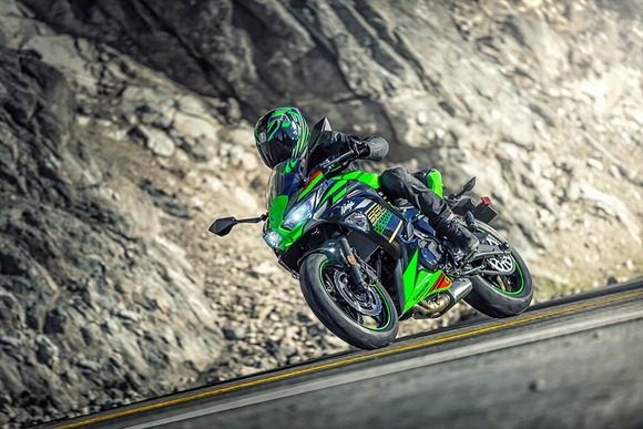 2020-ninja650-image_12