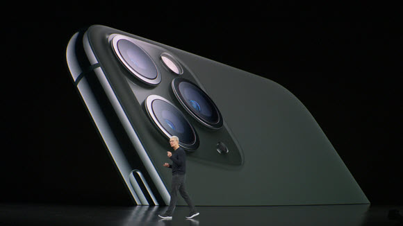 Apple、3眼カメラ搭載「iPhone 11 Pro」「11 Pro Max」発表 	