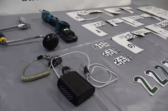 CleanShot 2025-11-21 at 23.01.01@2x