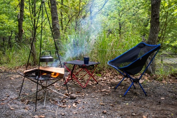 キャンプやBBQ用に椅子欲しいんだけどオススメのメーカーある？