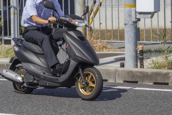 大型バイク乗ってる今でも初めて原付乗った時の感動って覚えてるよなｗｗｗｗｗｗｗｗｗｗｗｗｗｗ