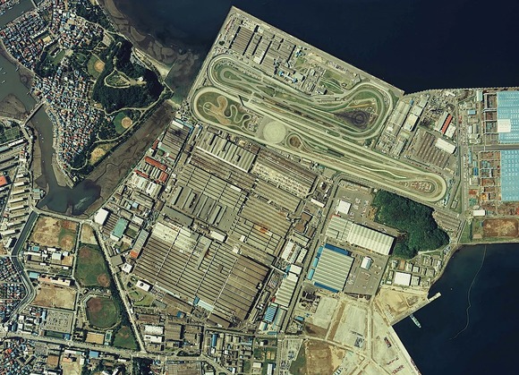 960px-Nissan_Motor_Oppama_Plant_Aerial_photograph.1983