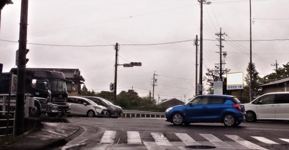 【悲報】日本の交通マナー、終わっていた