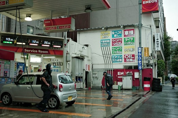 高市がこれから毎月ガソリン5円ずつ増税するらしいけど