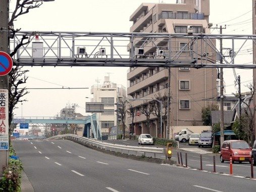 環八を運転中いきなりフラッシュ焚かれて写真撮られた