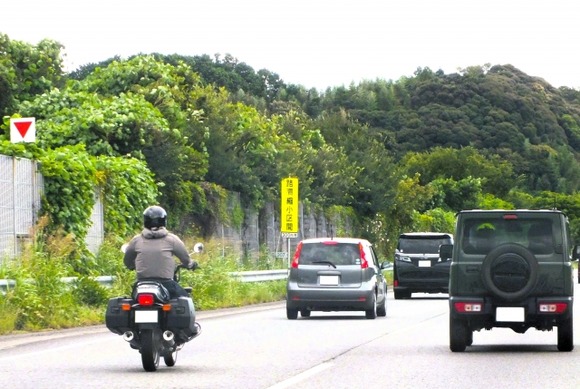 バイク乗ってるけど何度も車に殺されかけた