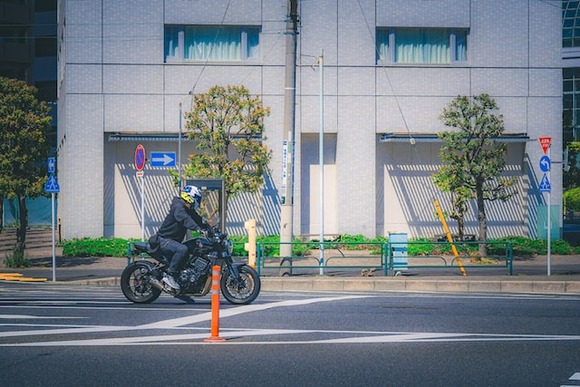日本のバイクはカスタムしないと乗り味の悪いのばっかりに思う