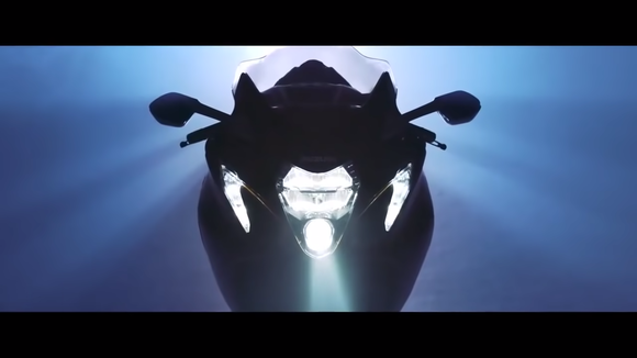 2021 Suzuki Hayabusa Leaked before launch - YouTube (6)