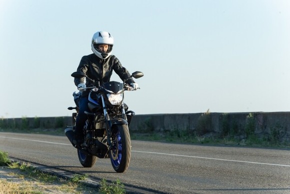 趣味はバイクツーリングです←これ