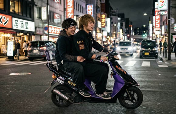 原付バイクを無免許運転し事故、同乗の高校生が死亡