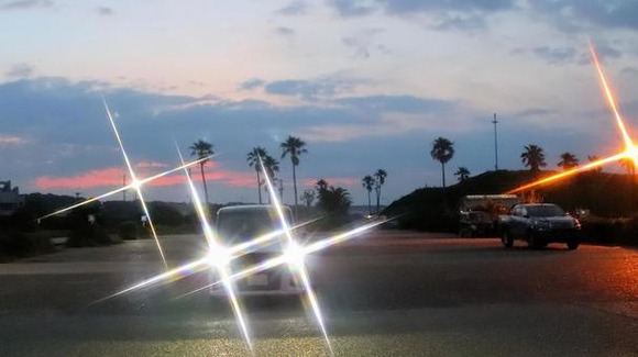 常にハイビームの走る車ｗｗｗｗｗｗｗｗ