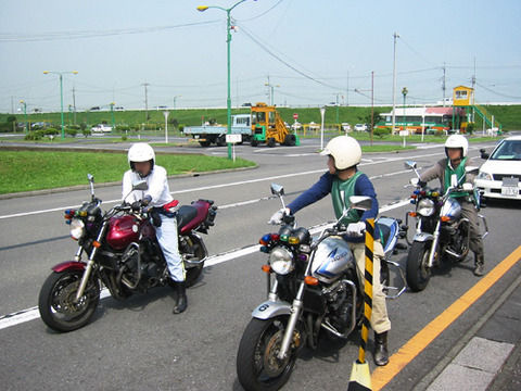 バイクの教習行くのめんどくさなっちゃった 	