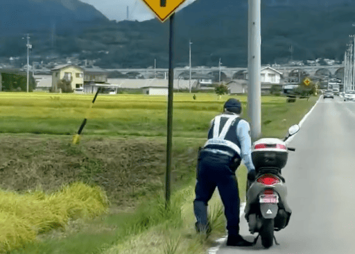 これ警察のバイク派と他人のバイク派でネットが争ってる