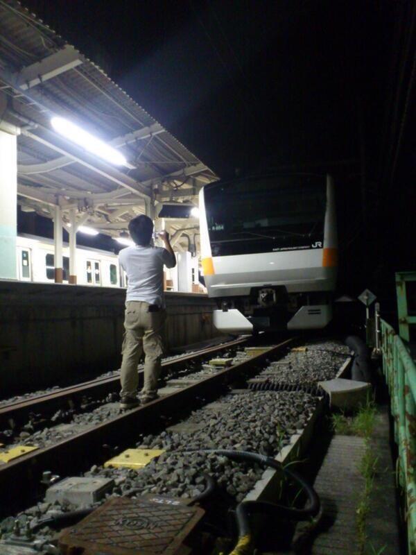 バカッター 迷惑撮り鉄 今度は奥多摩駅で線路内侵入 撮り鉄 バカッターなう