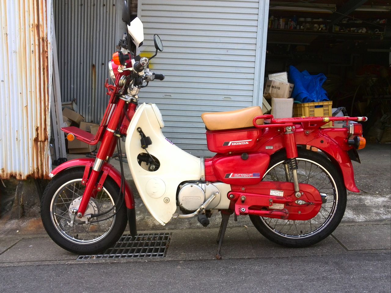 c50カブ前後17インチホイール、タイヤセットタイヤはヒゲつき C50